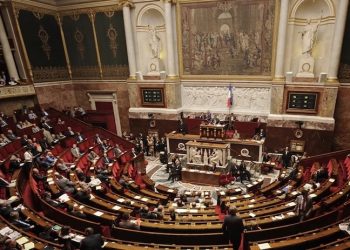 102 Fransız parlamenter: Özerk Yönetimi tanıyın, uçuşa yasak bölge ilan edin