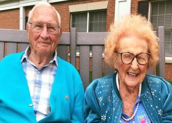 2030'a kadar 100 yaşını aşan kişilerin sayısının bir milyonu geçmesi bekleniyor