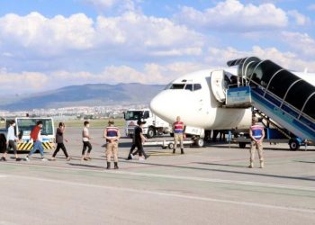6 ayda 52 bin düzensiz göçmen ülkelerine gönderildi