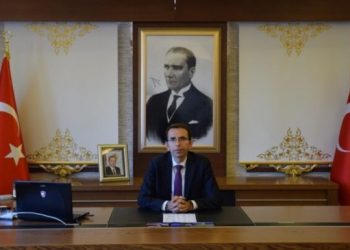 Kozluk Kaymakamı görevden alındı