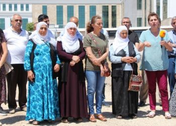 Adalet Nöbeti: Zulmü kabul etmeyeceğiz