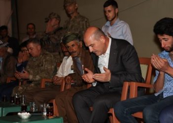 Soylu, korucu ve askerlerin yaşamını yitirmesi üzerine Hakkari’ye geldi