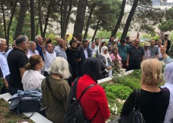 Suruç ve Ankara’da katledilenler mezarı başında anıldı