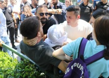 Adalet Nöbeti’nde gözaltına alınanlar serbest bırakıldı