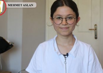 Polisin taktığı kelepçeyi itfaiye ekipleri çıkarabildi