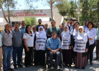 Cezaevi önünde Adalet Nöbeti: Sessizlik vicdanı çürütür