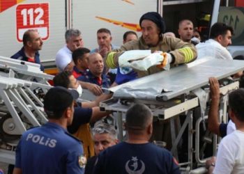 Artuklu’da özel hastanede yangın çıktı