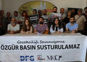 ‘Gazetecileri serbest bırakın’