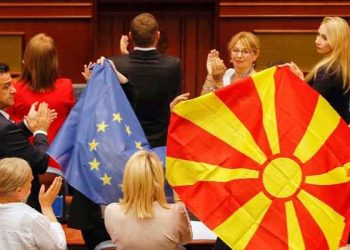 AB, Arnavutluk ve Kuzey Makedonya'ya üyelik yolunu açtı