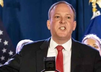 ABD'de New York valiliği için yarışan Kongre üyesine seçim çalışmasında bıçaklı saldırı