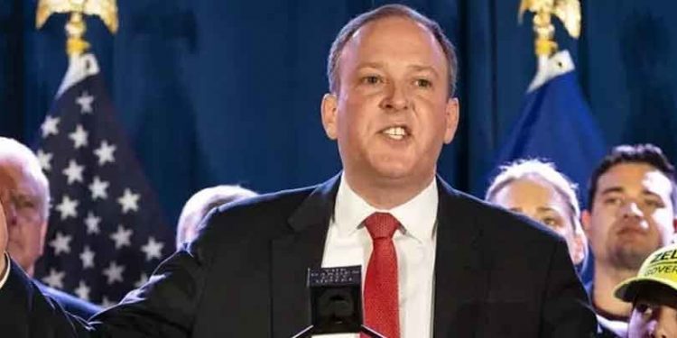 ABD'de New York valiliği için yarışan Kongre üyesine seçim çalışmasında bıçaklı saldırı