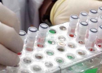 ABD'de bir kişi hem Covid-19 hem de maymun çiçeğine aynı anda yakalandı