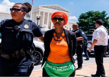 ABD'de kürtaj hakkı protestoları: Senatörler gözaltına alındı