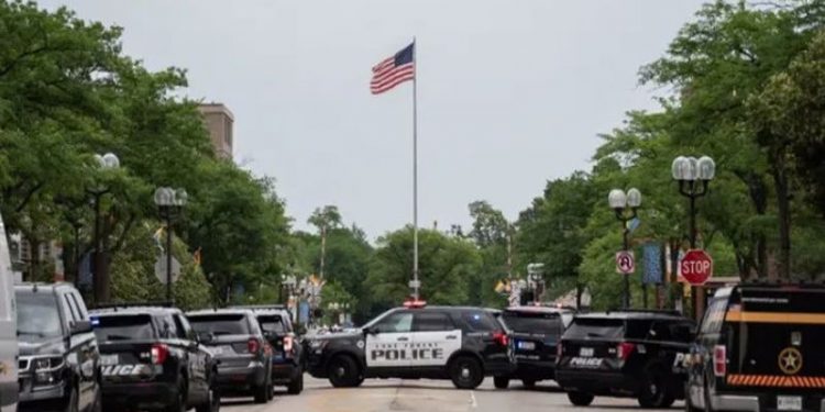 ABD'deki silahlı saldırıda ölenlerin sayısı 7'ye yükseldi