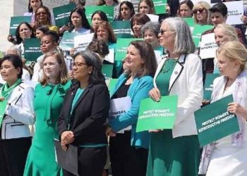 ABD’deki ‘kürtaj’ protestosunda 17 kongre üyesine gözaltı