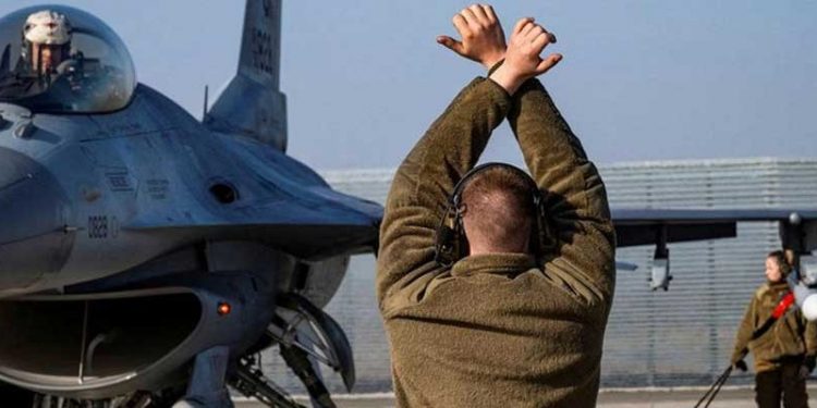 ABD'li kongre üyesi Türkiye'ye F-16 satışına ilişkin tasarısını geri çekti