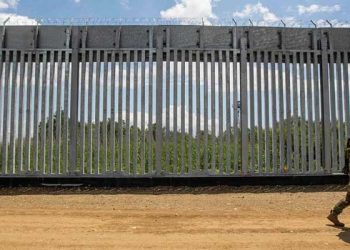 AB'den Yunanistan'a geri itme uyarısı