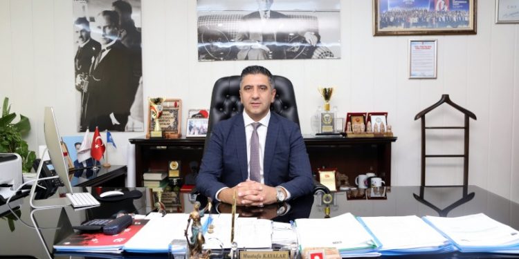 AKP dönemindeki ihalelerle ilişkili operasyonda CHP'li belediye başkanı gözaltına alındı