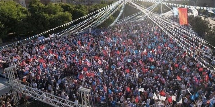 AKP, tanıtım paylaşımında DEVA Partisi’nin miting fotoğrafını kullandı