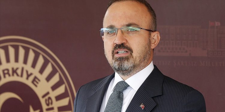 AKP’li Turan’dan Kılıçdaroğlu’na: Sosyal medya trollü mü, genel başkan mı belli değil
