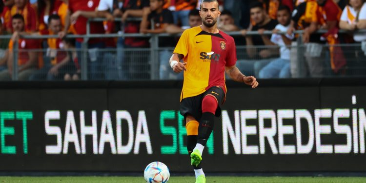 Abdülkerim Bardakçı: Hayalim Galatasaray'da oynamaktı