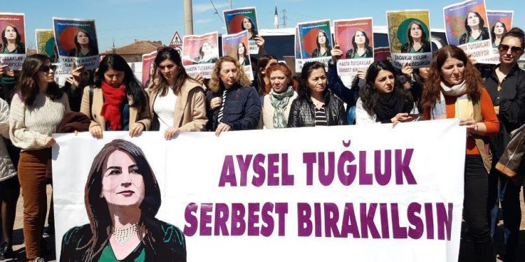 Adli Tıp’tan ‘demans’ hastası Aysel Tuğluk için ‘cezaevinde kalabilir’ raporu