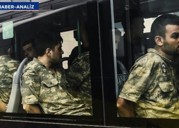 Alçaktan uçan F-16 ve Mavi Otobüs