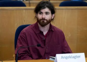 Alman asker, kendini Suriyeli sığınmacı olarak gösterip göç yanlısı siyasetçilere saldırı planlamaktan suçlu bulundu