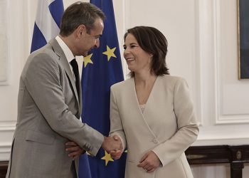 Almanya Dışişleri Bakanı Atina’da Başbakan Miçotakis'le Türkiye'yi görüştü