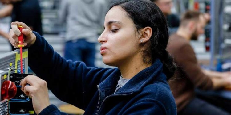 Almanya'da eleman açığı kapatılamıyor