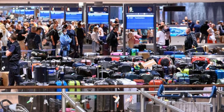 Almanya'da havaalanlarında geçici çalışmak için Türkiye'den başvuru yok