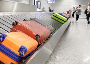 Almanya’da kaybolmaya karşı renkli valiz tavsiyesi