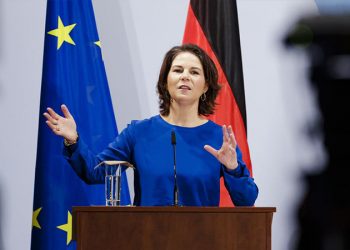 Almanya'dan Rusya'ya doğal gaz konusunda 'siyasi sonuçları olur' uyarısı