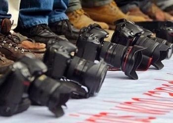 Altı aylık 'basın özgürlüğü' bilançosu: 56 gazeteci gözaltına alındı, 23 gazeteci tutuklandı