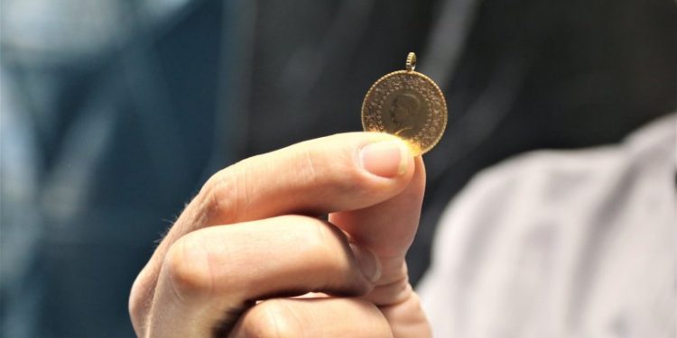 Altın fiyatlarında son durum: Gram ve çeyrek altın kaç lira?