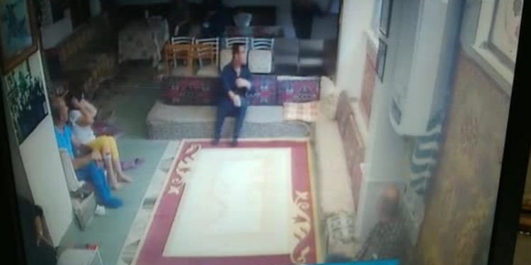 Ankara’da, ibadet sırasında cemevine saldırı düzenlendi