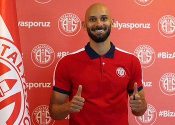 Antalyaspor, Ömer Toprak transferini duyurdu