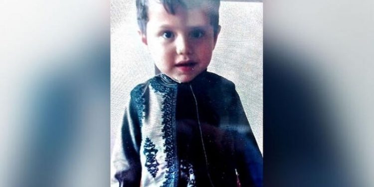 Apartmanın 6'ncı kat balkonundan düşen çocuk öldü