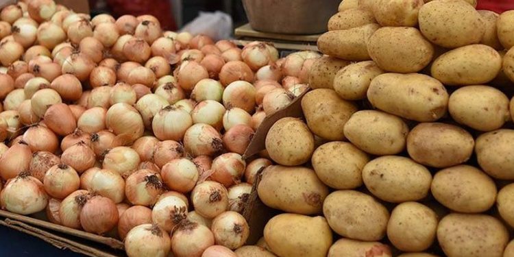 Araştırma: 6 ayda soğanın fiyatı yüzde 151, patatesin yüzde 138 arttı