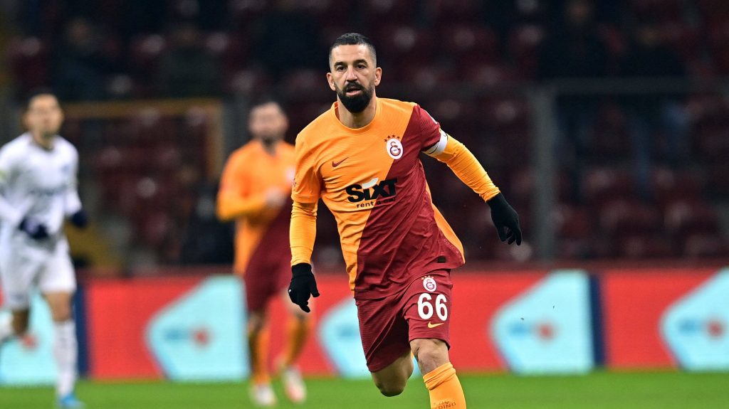 Arda Turan: Galatasaray'a bir kırgınlığım yok, Arda Turan'ın jübilesi ile vakit kaybetmeyelim