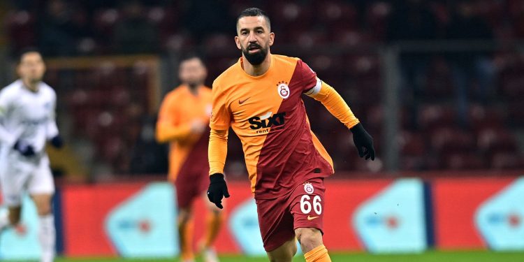 Arda Turan: Galatasaray'a bir kırgınlığım yok, Arda Turan'ın jübilesi ile vakit kaybetmeyelim