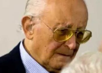 Arjantin: 'Kirli savaş' dönemi subaylarına hapis cezaları