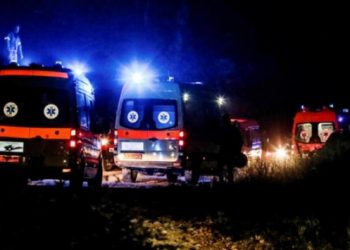 Askeri malzeme taşıyan u&ccedil;ak Yunanistan&rsquo;ın kuzeyine d&uuml;şt&uuml;: Sekiz kişi hayatını kaybetti