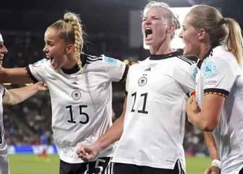 Avrupa Kadınlar Futbol Şampiyonası: Fransa'yı eleyen Almanya finalde İngiltere ile karşılaşacak