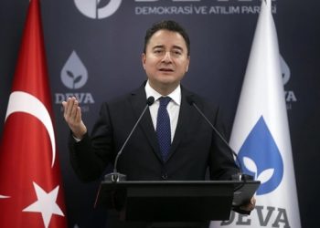 Babacan&rsquo;dan Erdoğan&rsquo;a: O makamlara g&ouml;kten inmedik