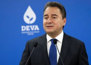 Babacan’dan Türk Yahudi Toplumu Eş Başkanı İshak İbrahimzadeh’e 'geçmiş olsun' telefonu