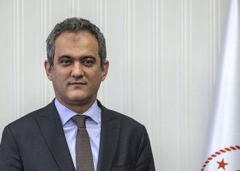 Bakan Özer: Eğitim sistemi çok iyi yere gidiyor