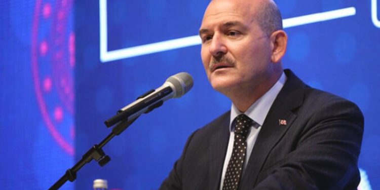 Bakan Soylu: Tekirdağ Limanı'nda 242 kilogram kokain ele geçirildi