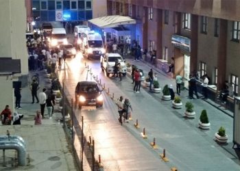 Batman’da 7 aile arasında kavga: 5’i ağır 54 yaralı