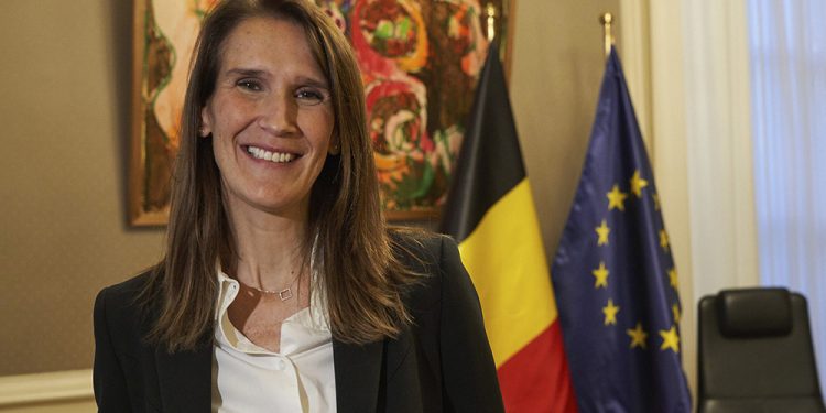 Belçika Dışişleri Bakanı Wilmes, hasta eşine bakmak için istifa etti